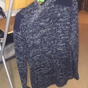 American Legacy Sweater w hoodie